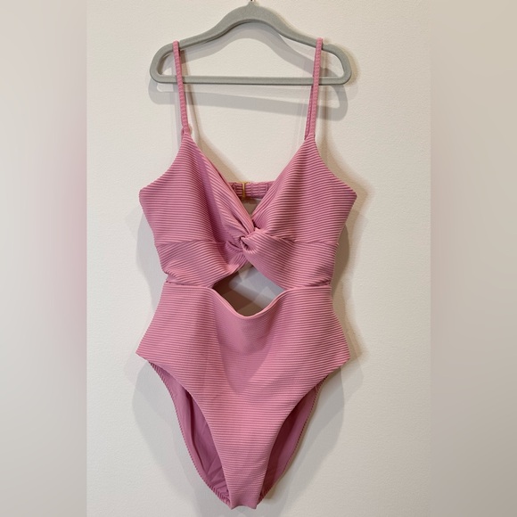 L*Space Blush Kyslee cutout One Piece Swimsuit - Picture 6 of 11